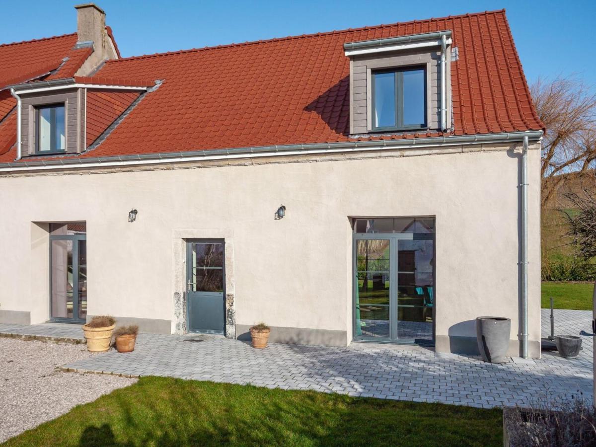 Vintage Holiday Home In Escalles With Garden Exterior foto